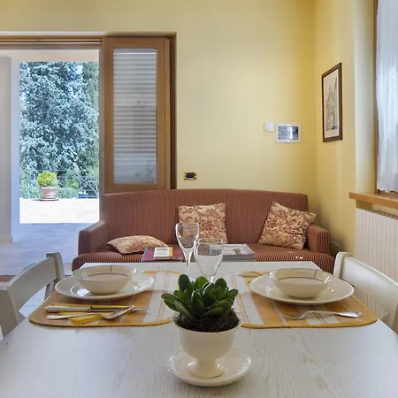 Apartment Yellow
